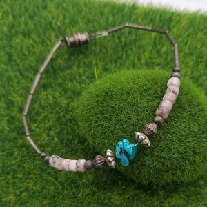 Elegant‎ Beaded Bracelet with Turquoise Accent B3307